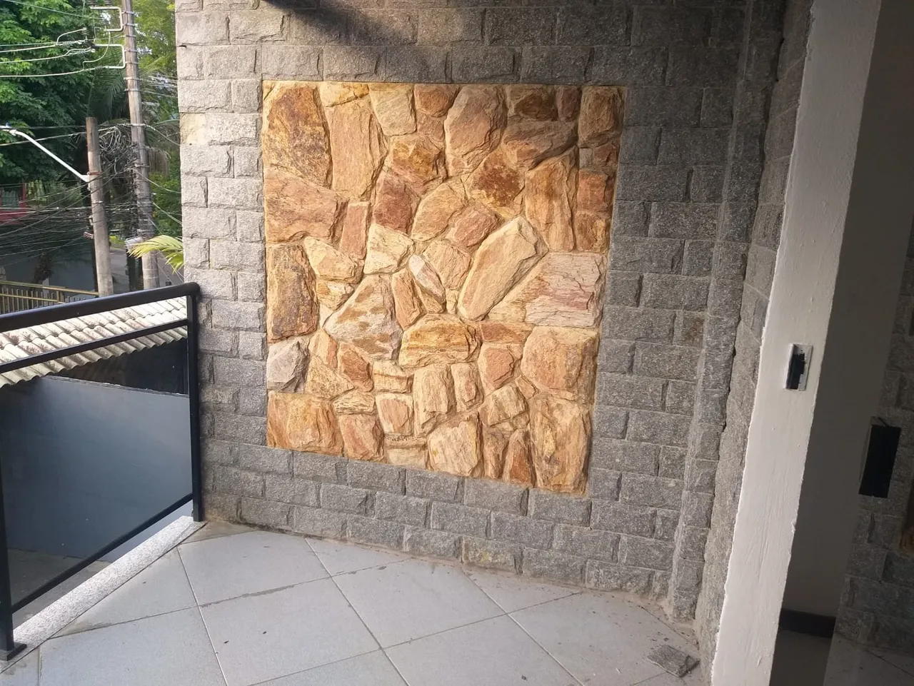 Unfurnished house with 3 bedrooms and mountain views — photo 14