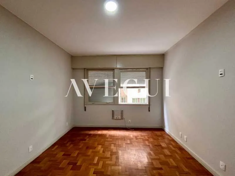 Apartment with 4 bedrooms and 4 bathrooms, 357 m² and 2 parking — photo 4
