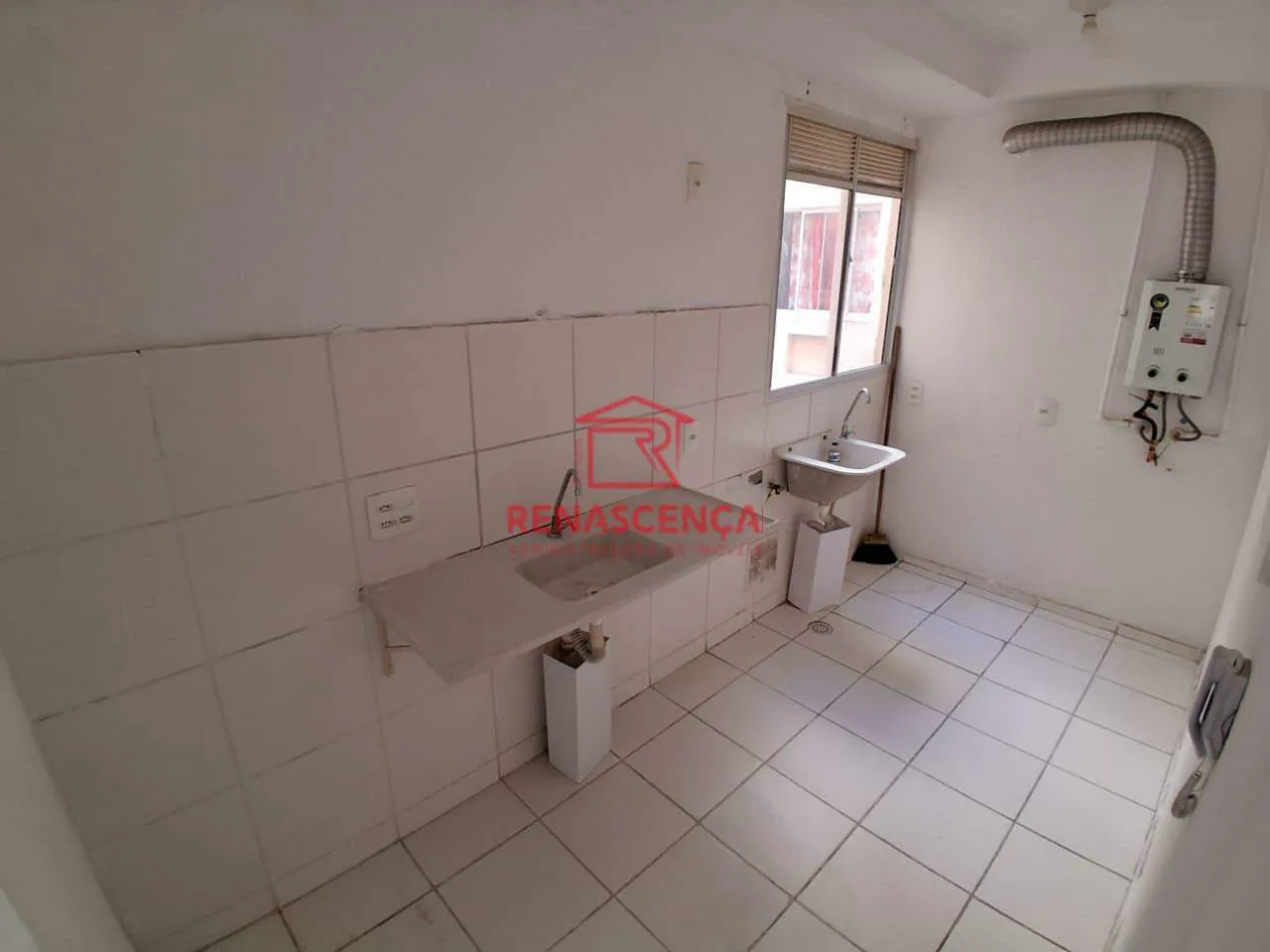 2-bedroom apartment with 1 bathroom and 1 parking space — photo 2