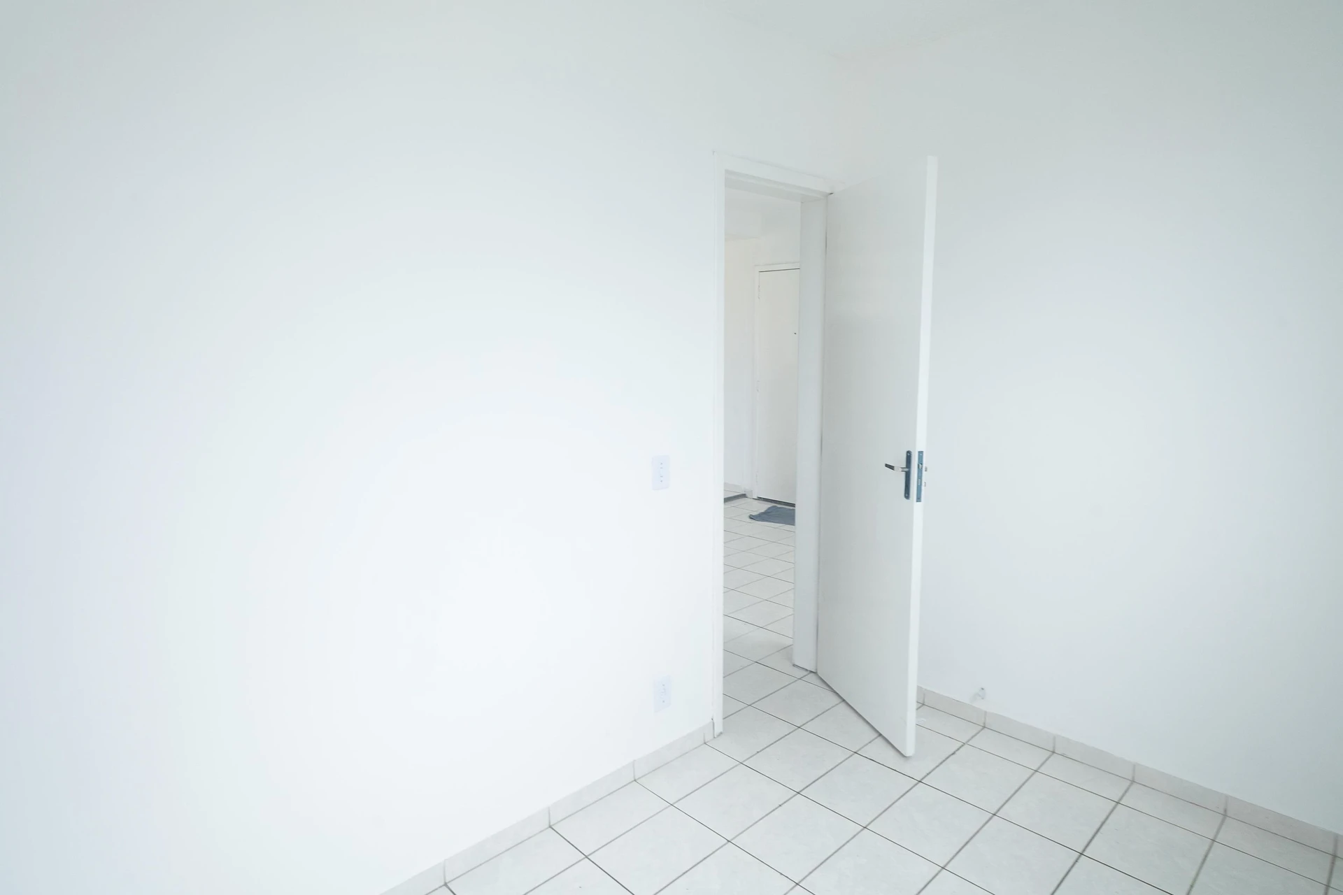 2-bedroom apartment with private garden and 1 parking spot — photo 13