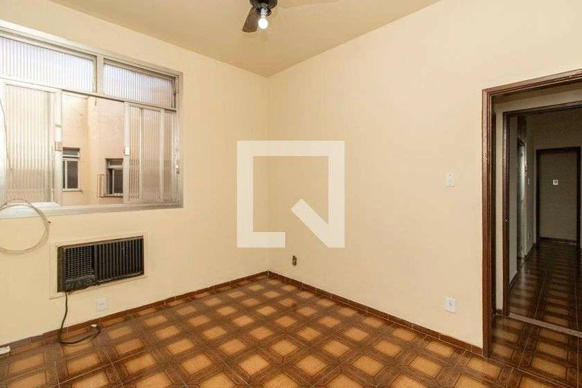244 m² apartment with 4 bedrooms, balcony and terrace — photo 23