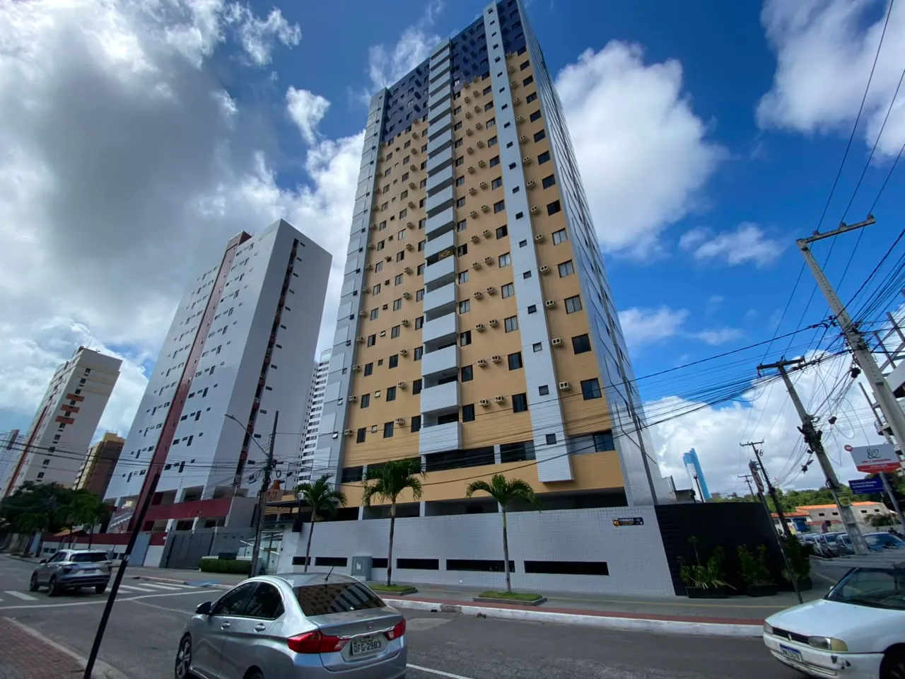 Квартира з 3 спальнями 86 м² із люкс-ванною та 2 паркомісцями — photo 2