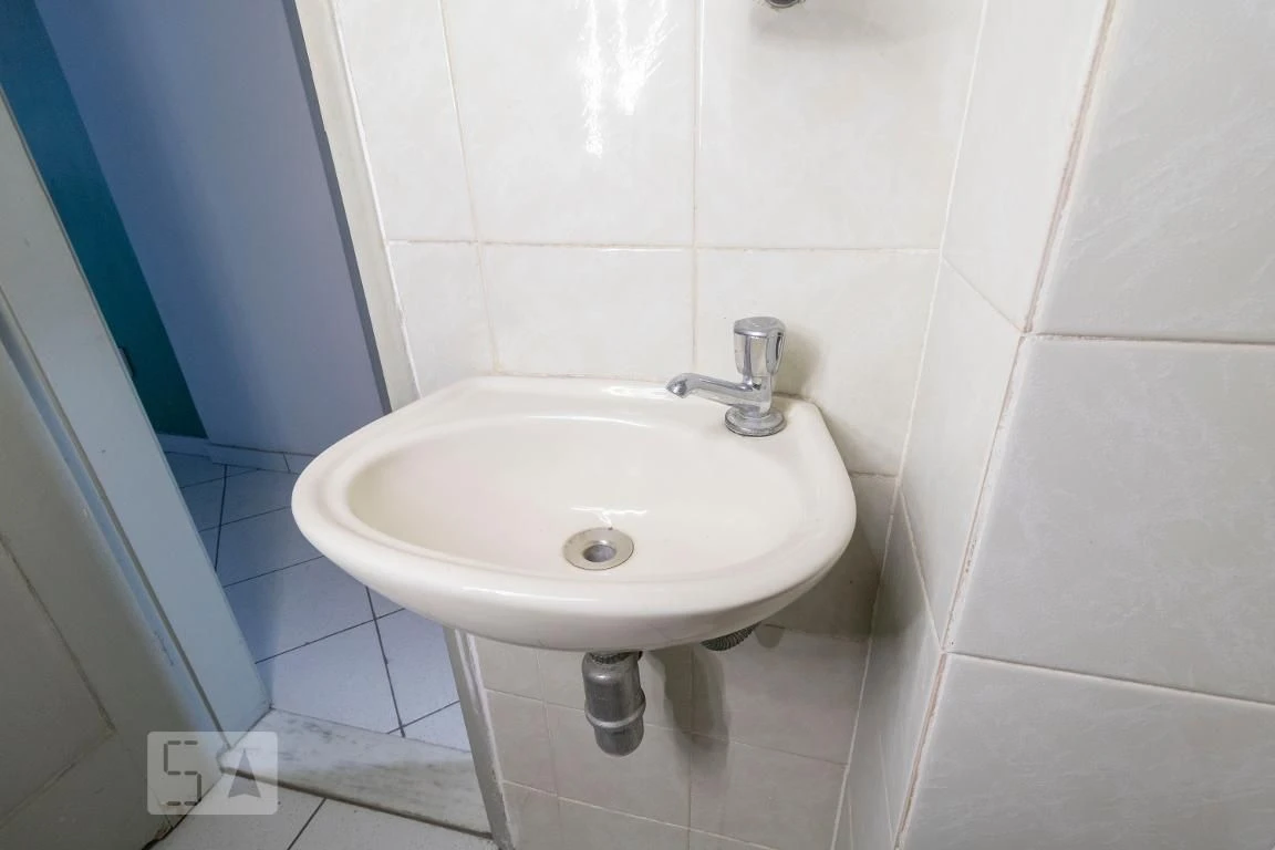Unfurnished studio with balcony and 1 bathroom — photo 18