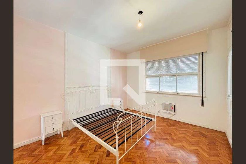 142 m² rental apartment with 3 bedrooms and separate kitchen — photo 11