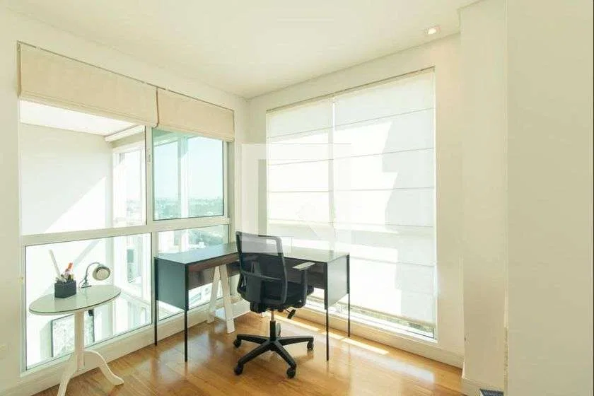 4-bedroom apartment with 3 parking spaces and open kitchen — photo 9