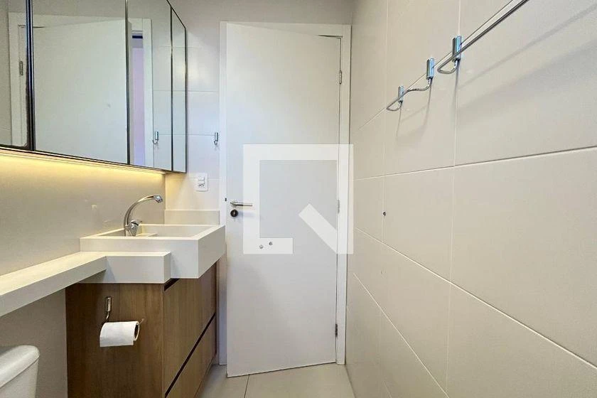 83 m² apartment with a washing machine and a home office — photo 34
