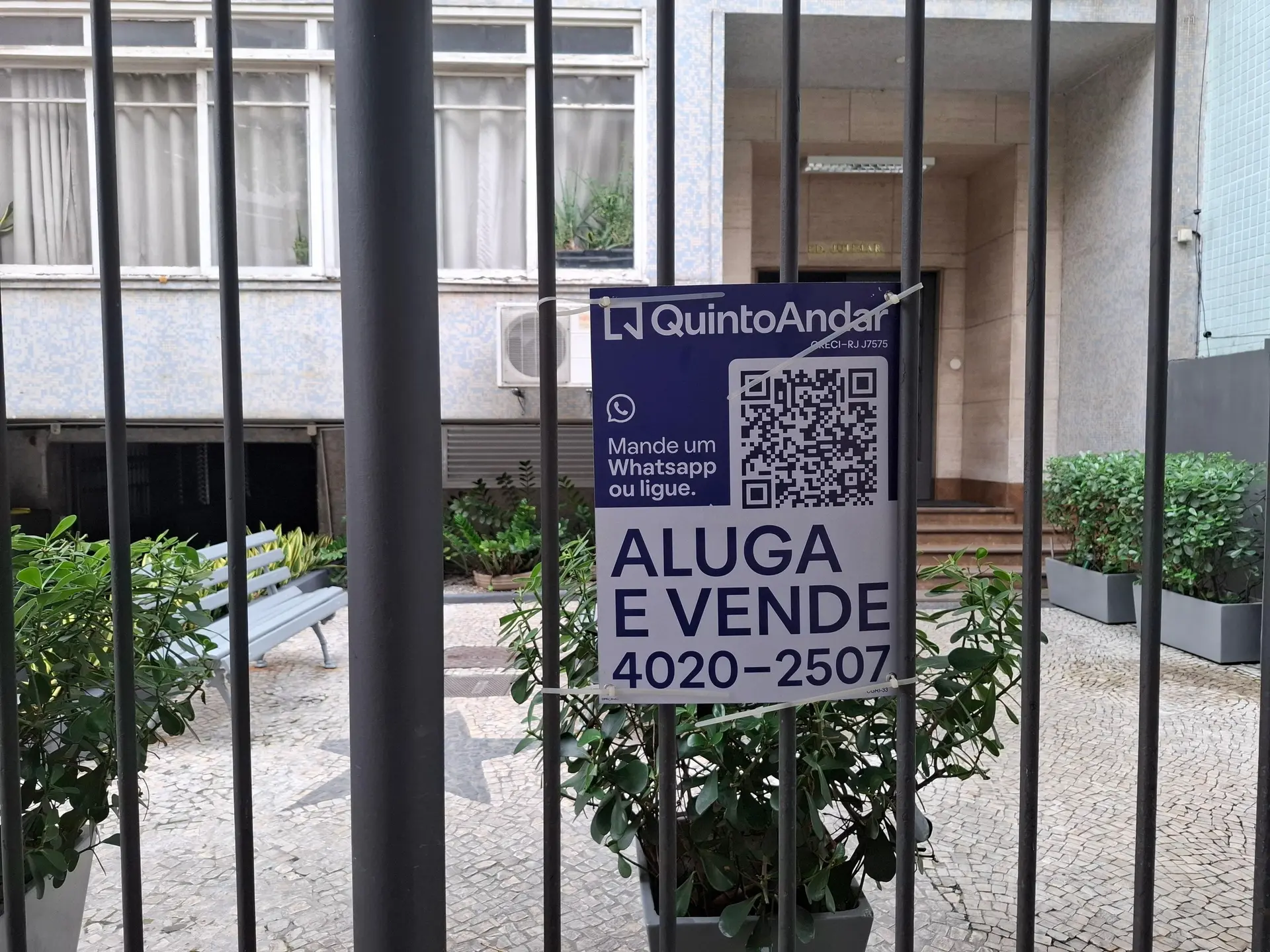One-bedroom apartment with a home office in Rio de Janeiro — photo 13
