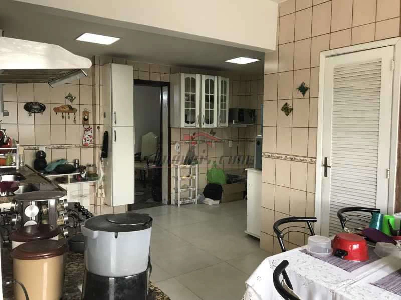 Furnished apartment with private BBQ and 400 m² — photo 16