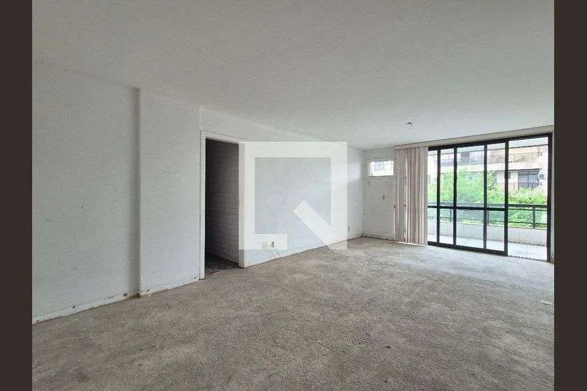 3-bedroom apartment, 1 with its own bathroom, 152 m² — photo 10