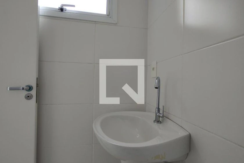 65 m² rental apartment with balcony and 2 bedrooms — photo 7