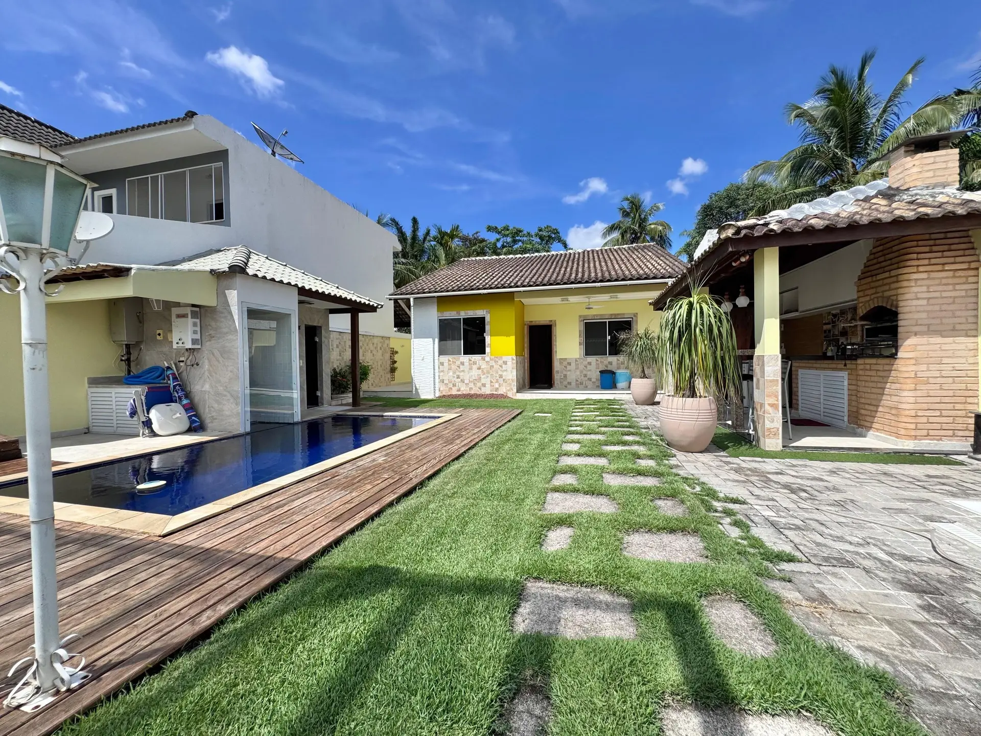 Apartamento amueblado de 4 dormitorios con jardín privado — photo 31