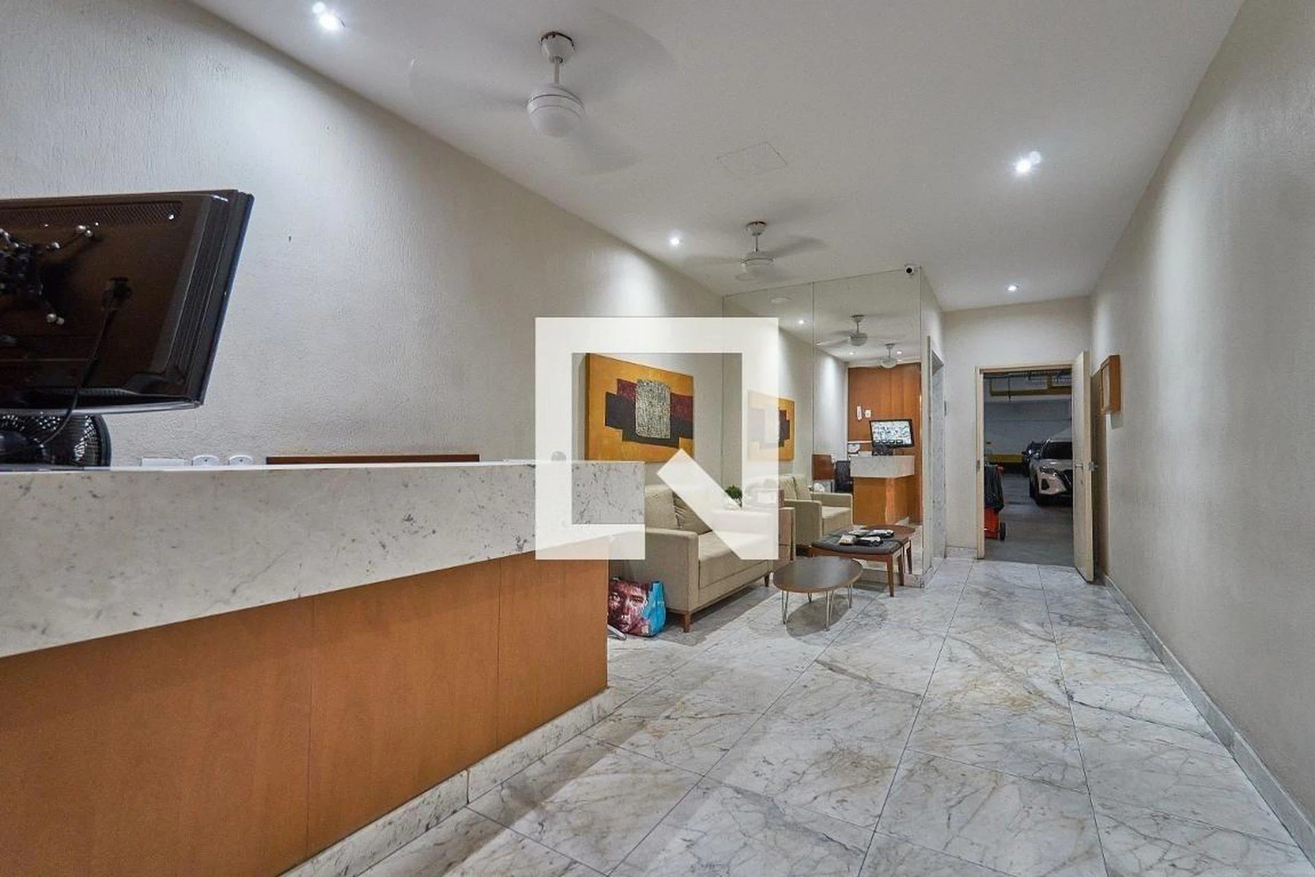 190 m² apartment with a mountain view and a home office — photo 19