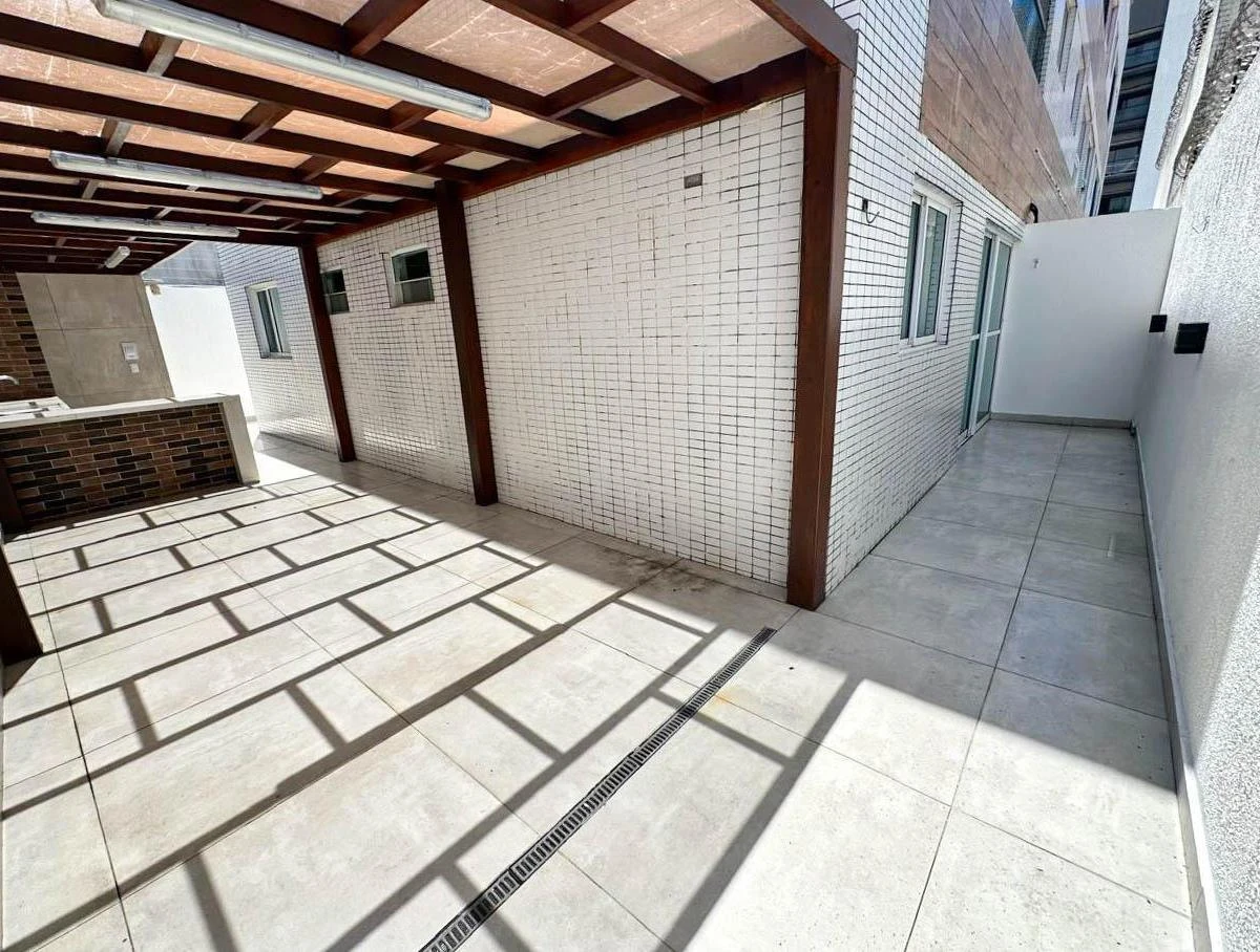 2-bedroom apartment in a building with a pool — photo 6