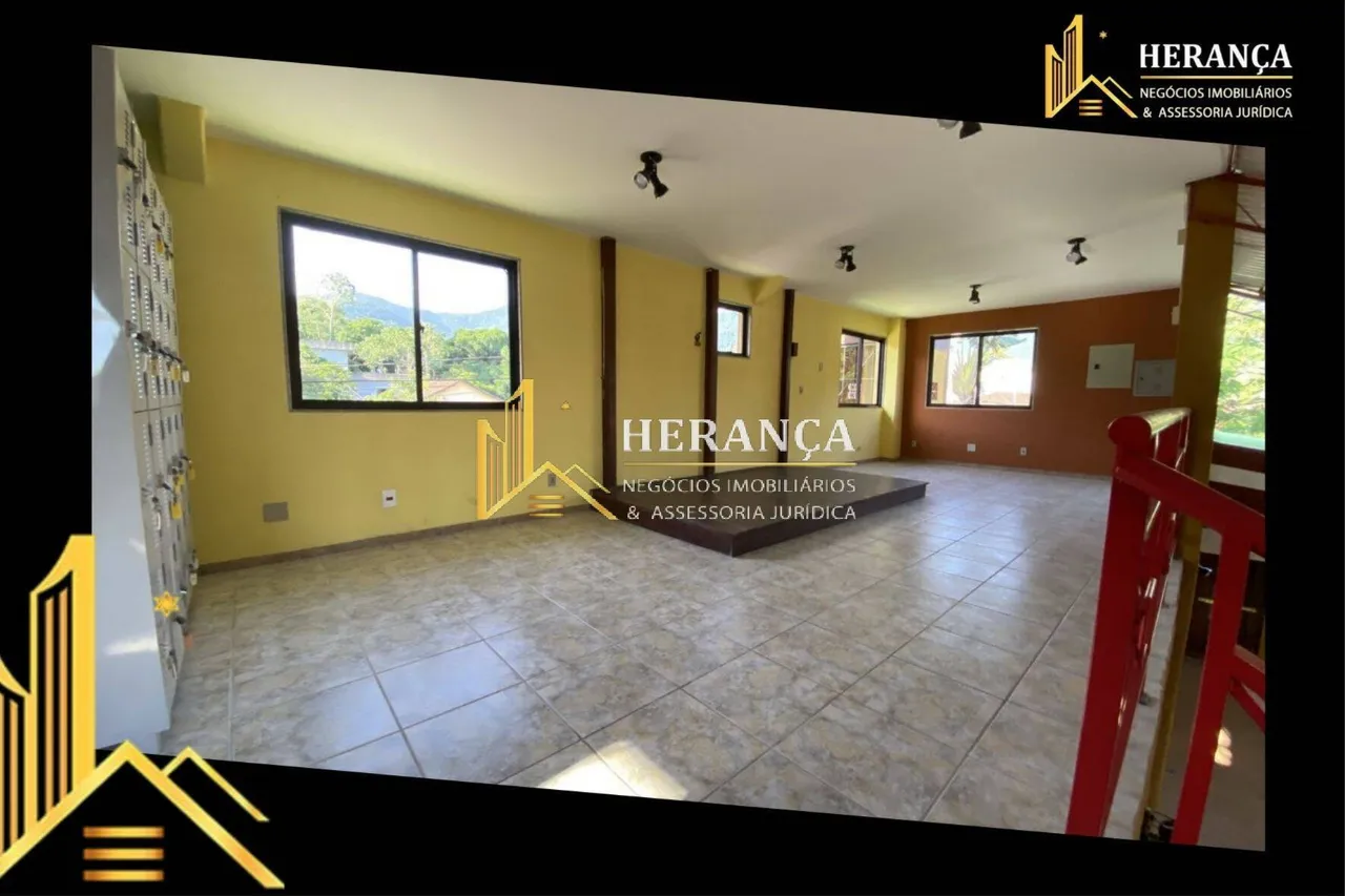 House with 900 m², 5 bedrooms and balcony grill — photo 13