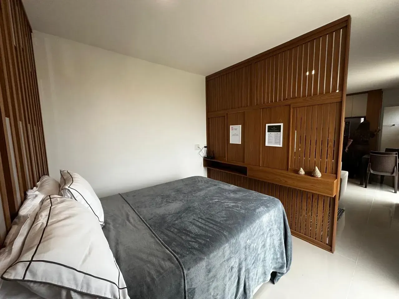 Furnished 1-bedroom apartment with 1 bathroom and parking — photo 3