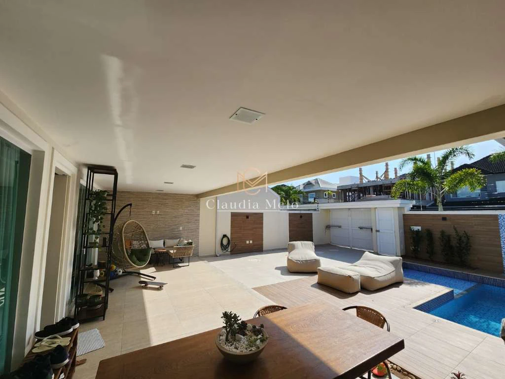 Casa em condomínio com 3 suítes e 370 m², cozinha integrada — photo 19