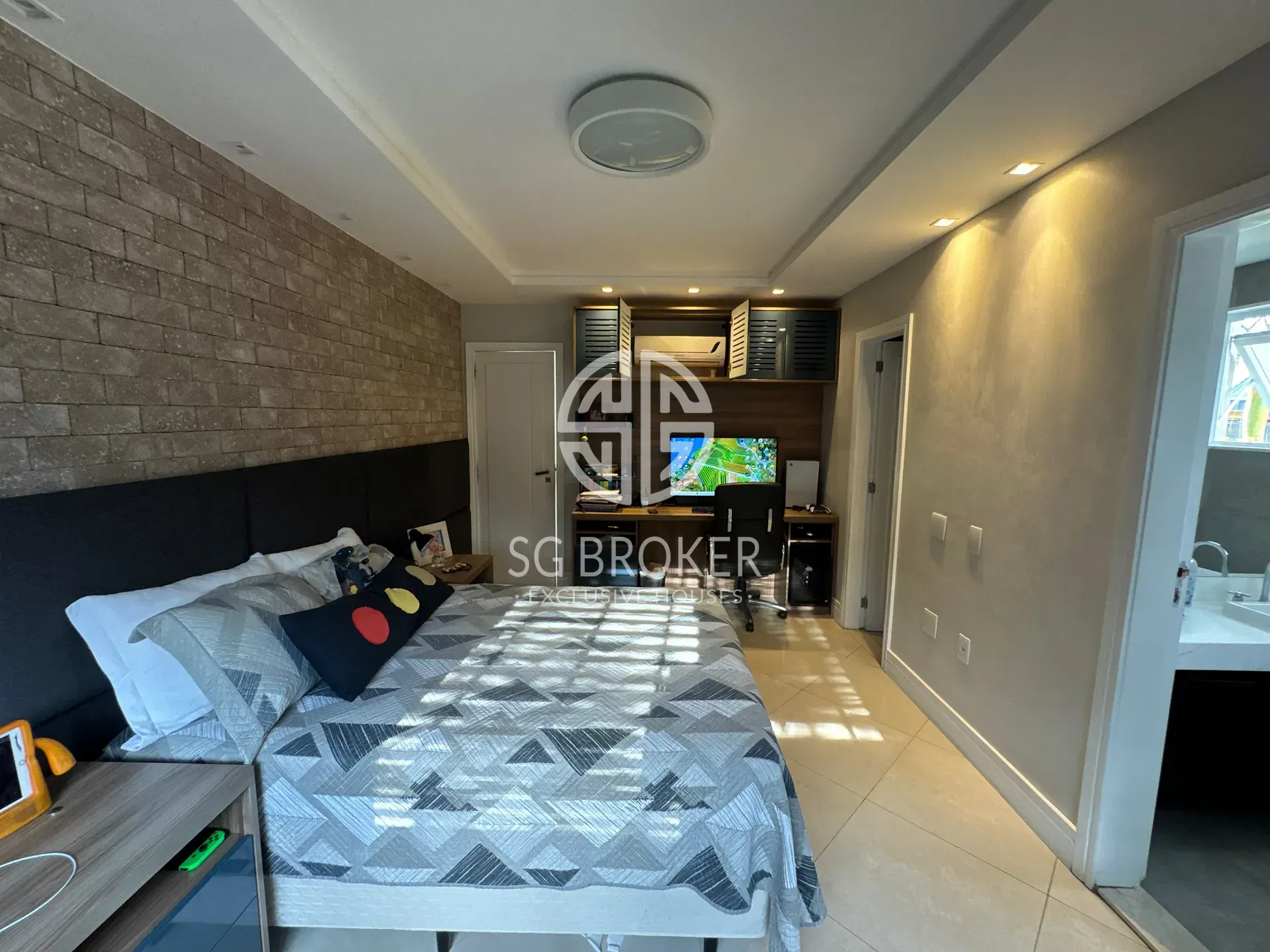 Casa para locação com 5 quartos e churrasqueira na varanda — photo 43