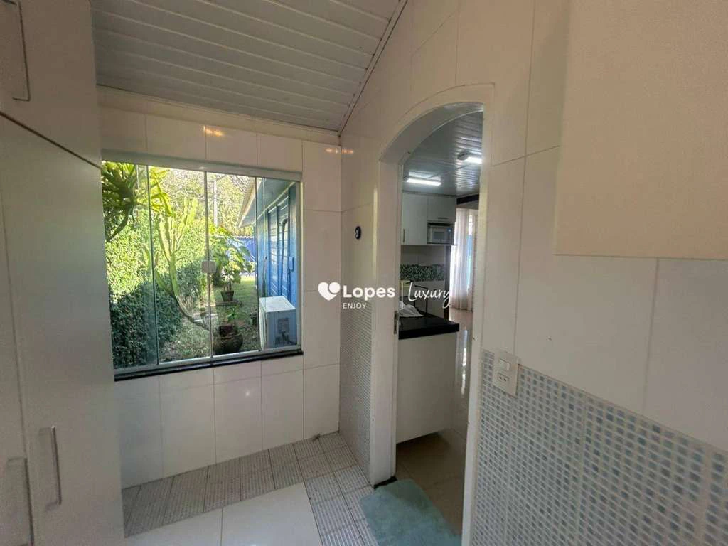 Furnished house with 4 bedrooms and 620 m² — photo 29