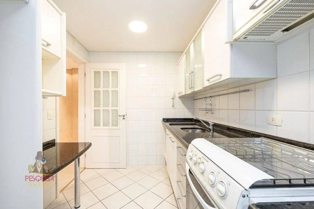 3-bedroom apartment, 1 with its own bathroom, 70 m² — photo 11