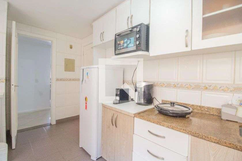 Furnished 81 m² apartment with 2 bedrooms and en-suite — photo 7