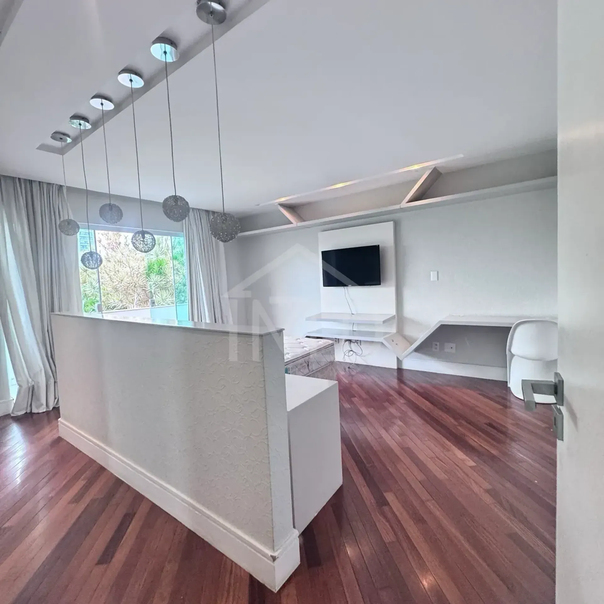 Casa amueblada con 5 dormitorios y 5 baños, balcón acristalado — photo 14