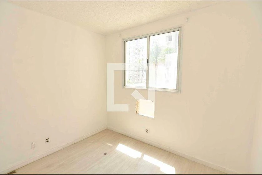 Apartamento de 2 quartos em condomínio com piscina — photo 24