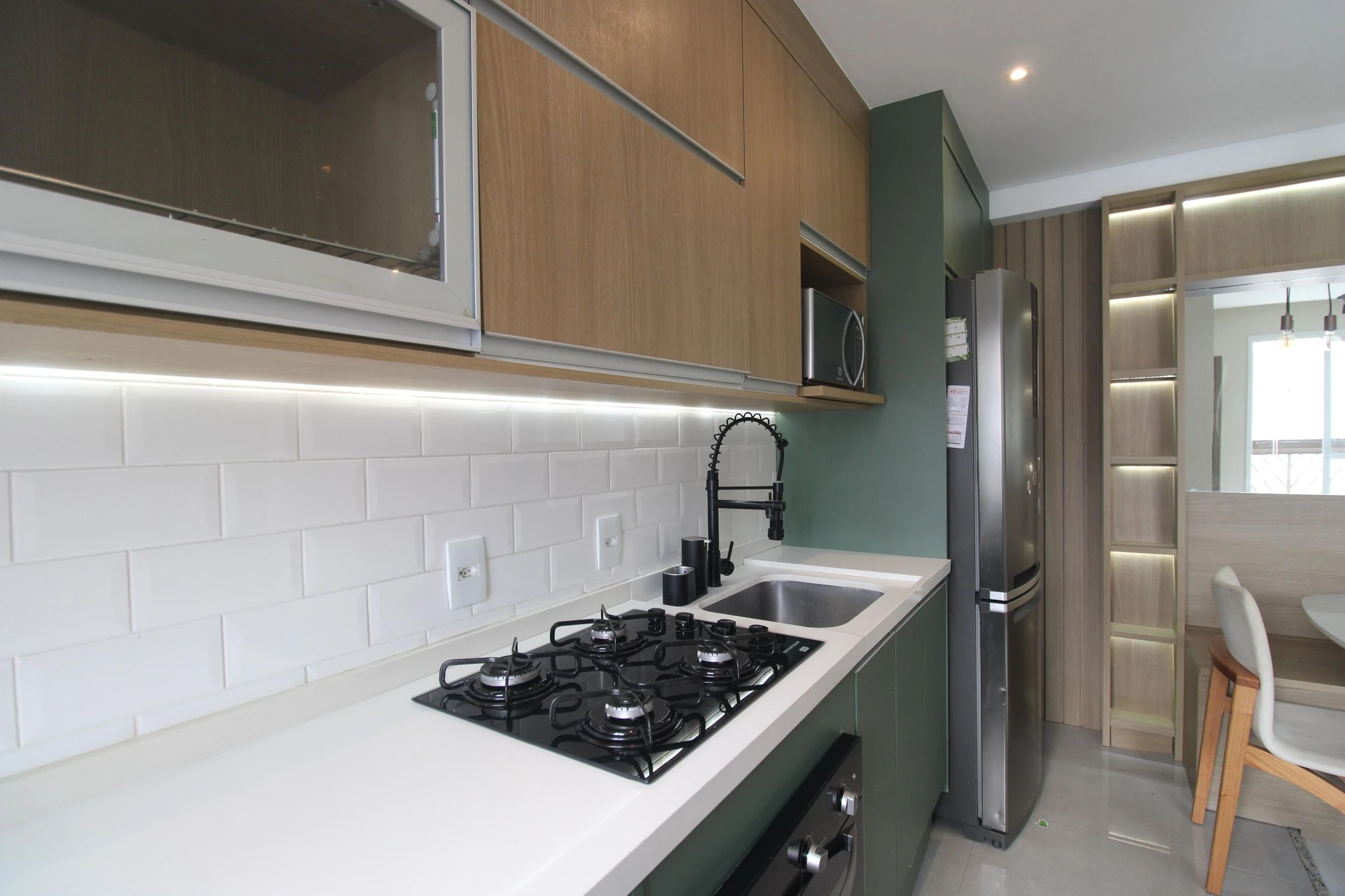2-bedroom apartment in a building with a sauna — photo 51