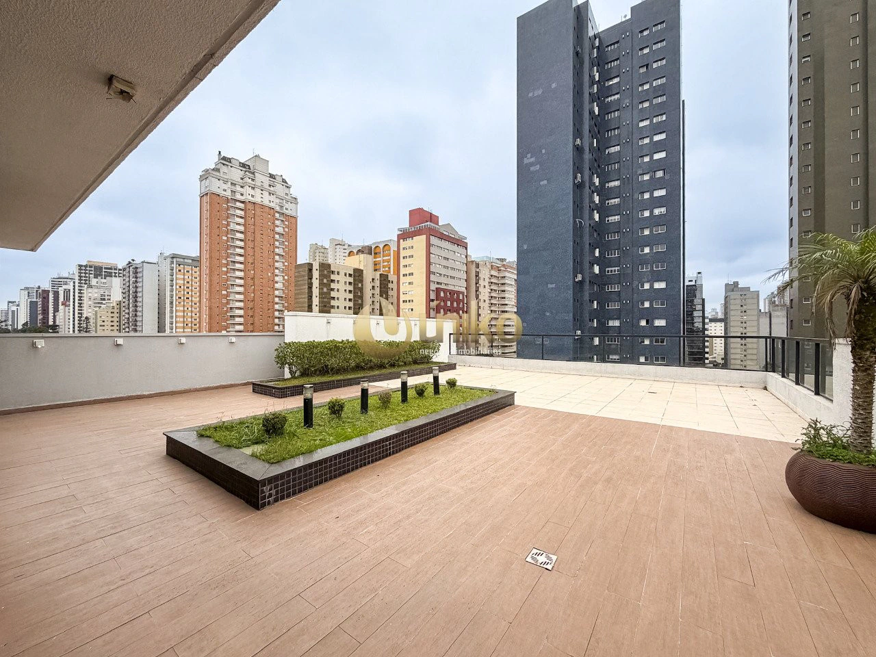 Apartamento mobiliado de 1 quarto com cozinha aberta — photo 6