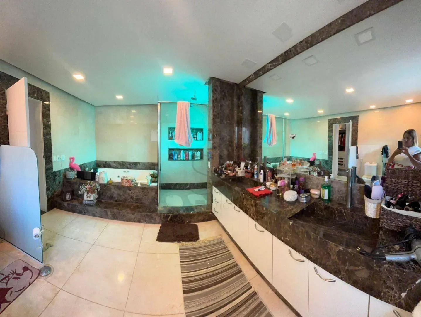 Furnished house 830 m² with 6 bedrooms and open kitchen — photo 44