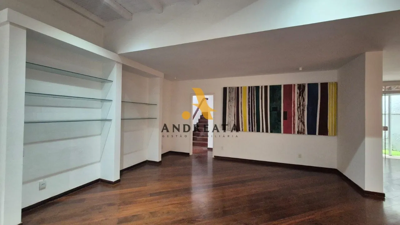 Unfurnished house with 5 bedrooms and 647 m² balcony — photo 20