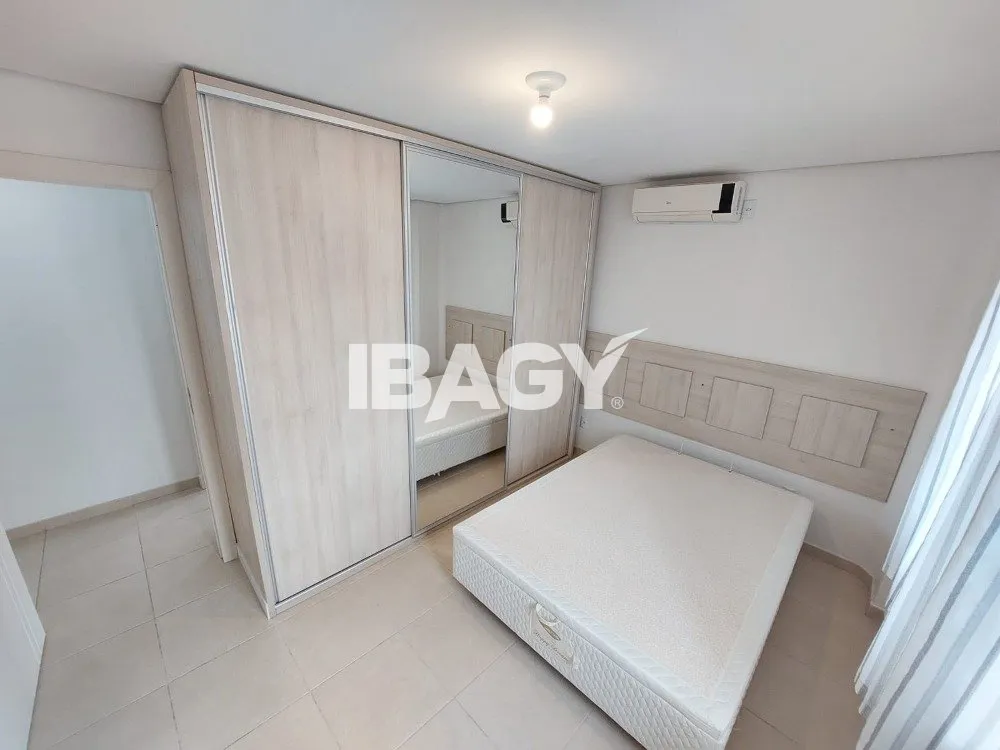 Apartamento mobiliado com 2 quartos e cozinha integrada — photo 23