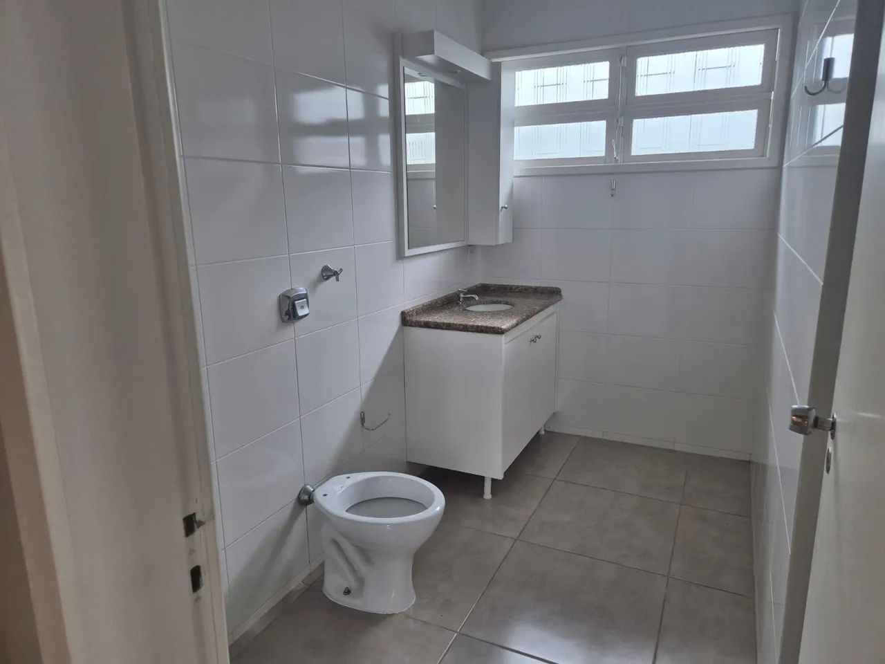 3-bedroom house, 200 m² — photo 10