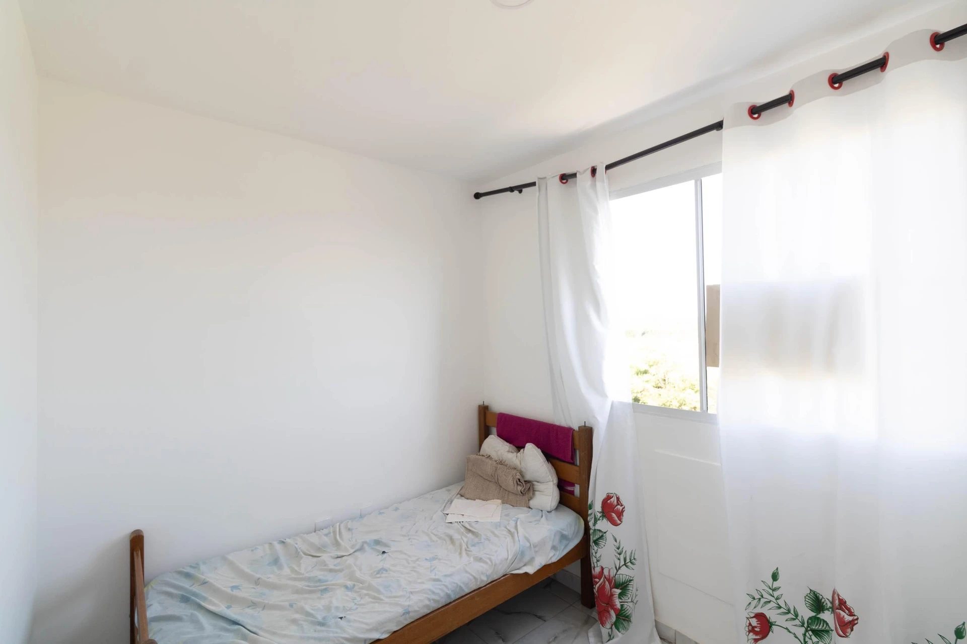 Unfurnished 2-bedroom apartment with 1 bath and 2 parking — photo 29