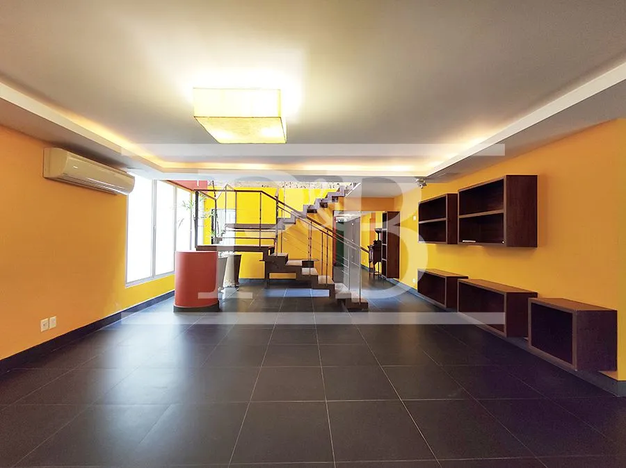 Penthouse with 4 bedrooms and 4 baths, 539 m² — photo 15
