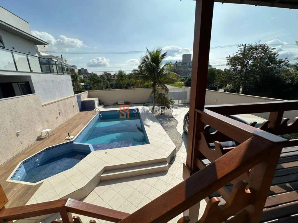 Casa com 3 quartos e 3 banheiros, 264 m² — photo 3