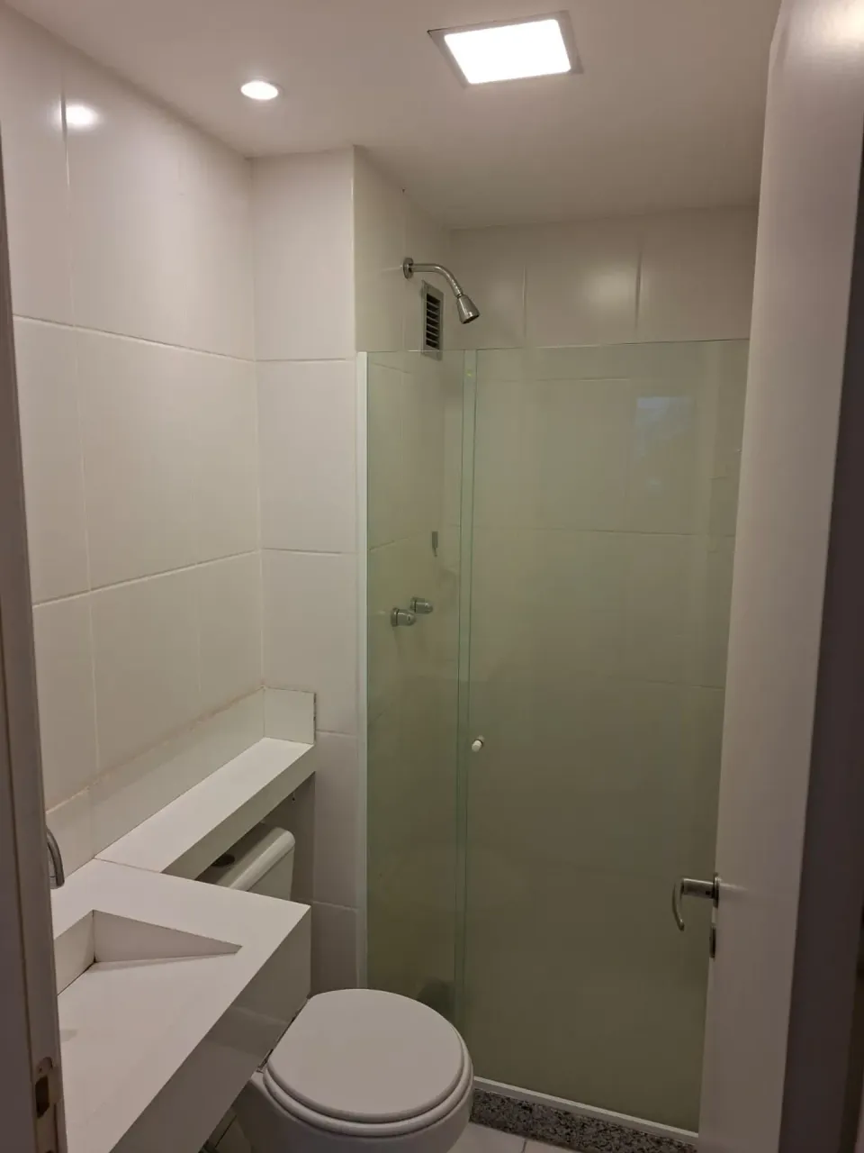 Apartment with 3 bedrooms and 2 bathrooms, includes parking — photo 8