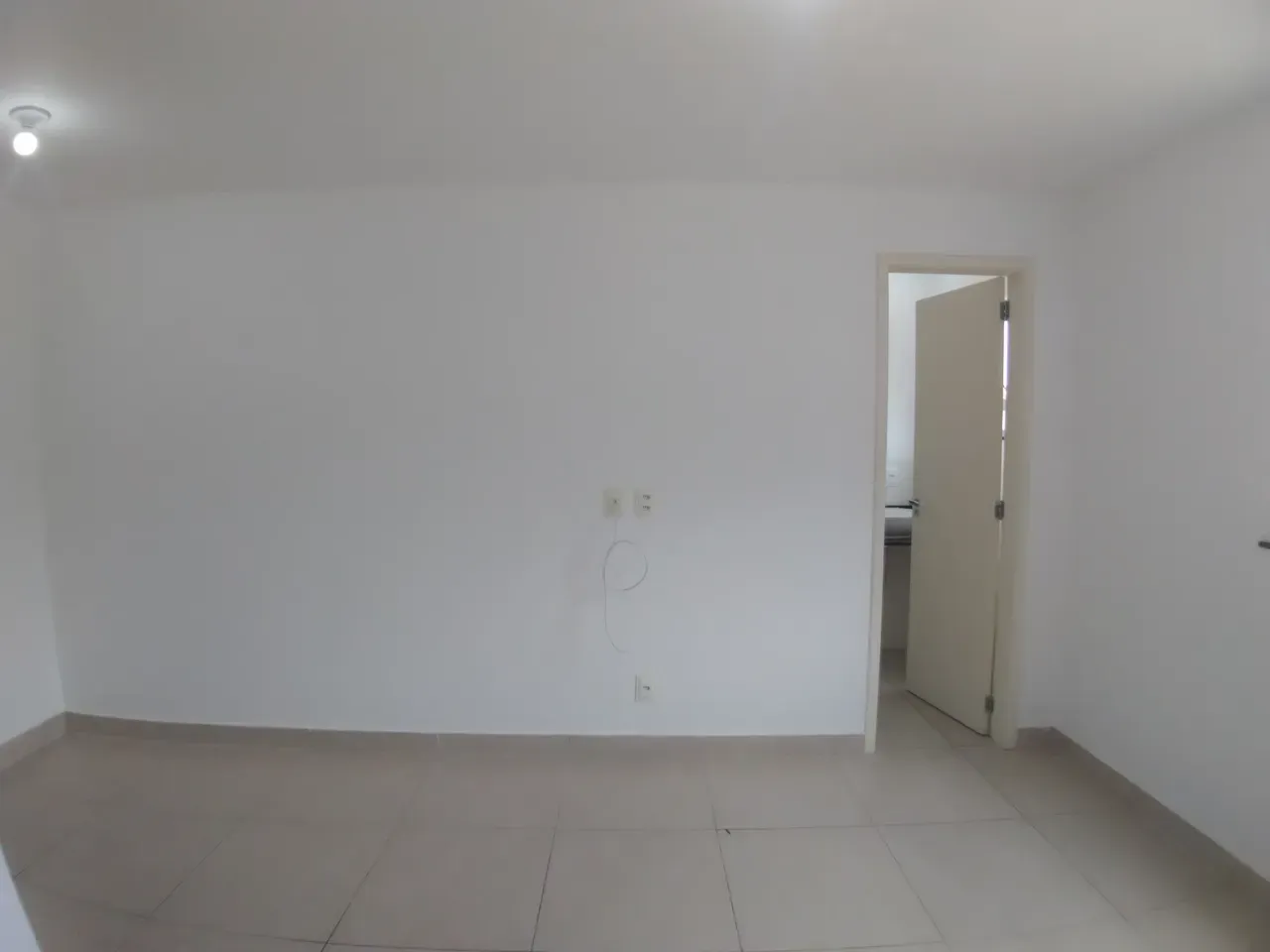 2-bedroom apartment with en-suite and air conditioning — photo 16