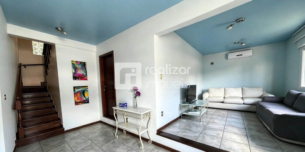 300 m² house with a grill on the balcony and a private BBQ — photo 13