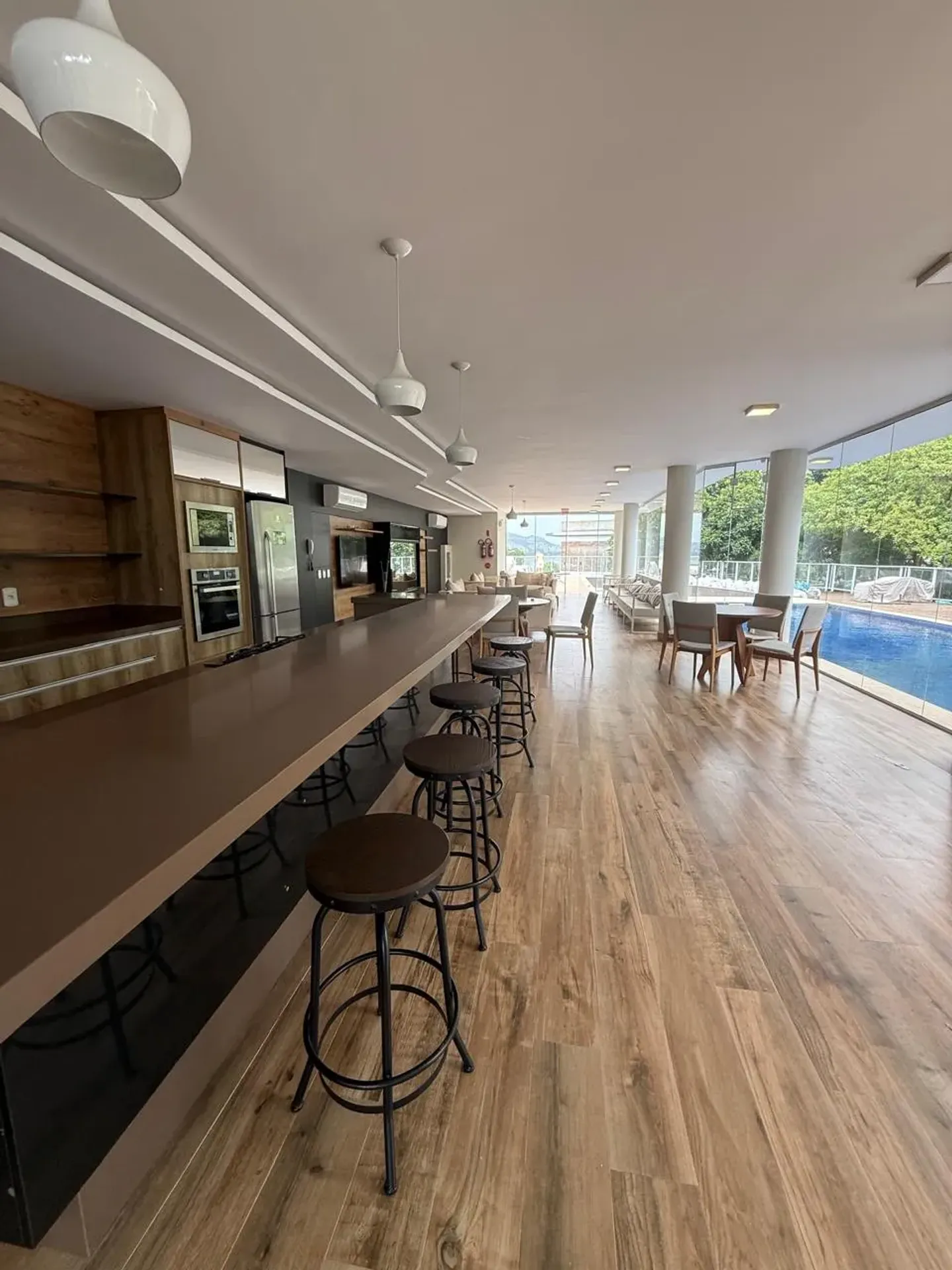 Furnished house, 263 m², with a water view — photo 25