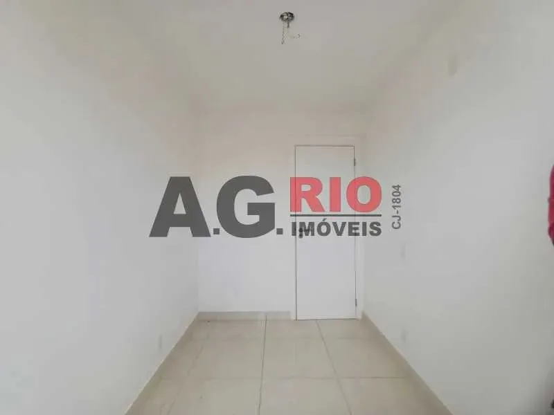 3-bedroom rental apartment with balcony and views — photo 10