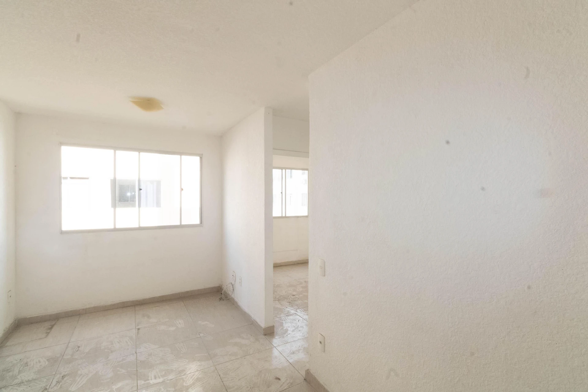 2-bedroom rental apartment with a balcony — photo 17