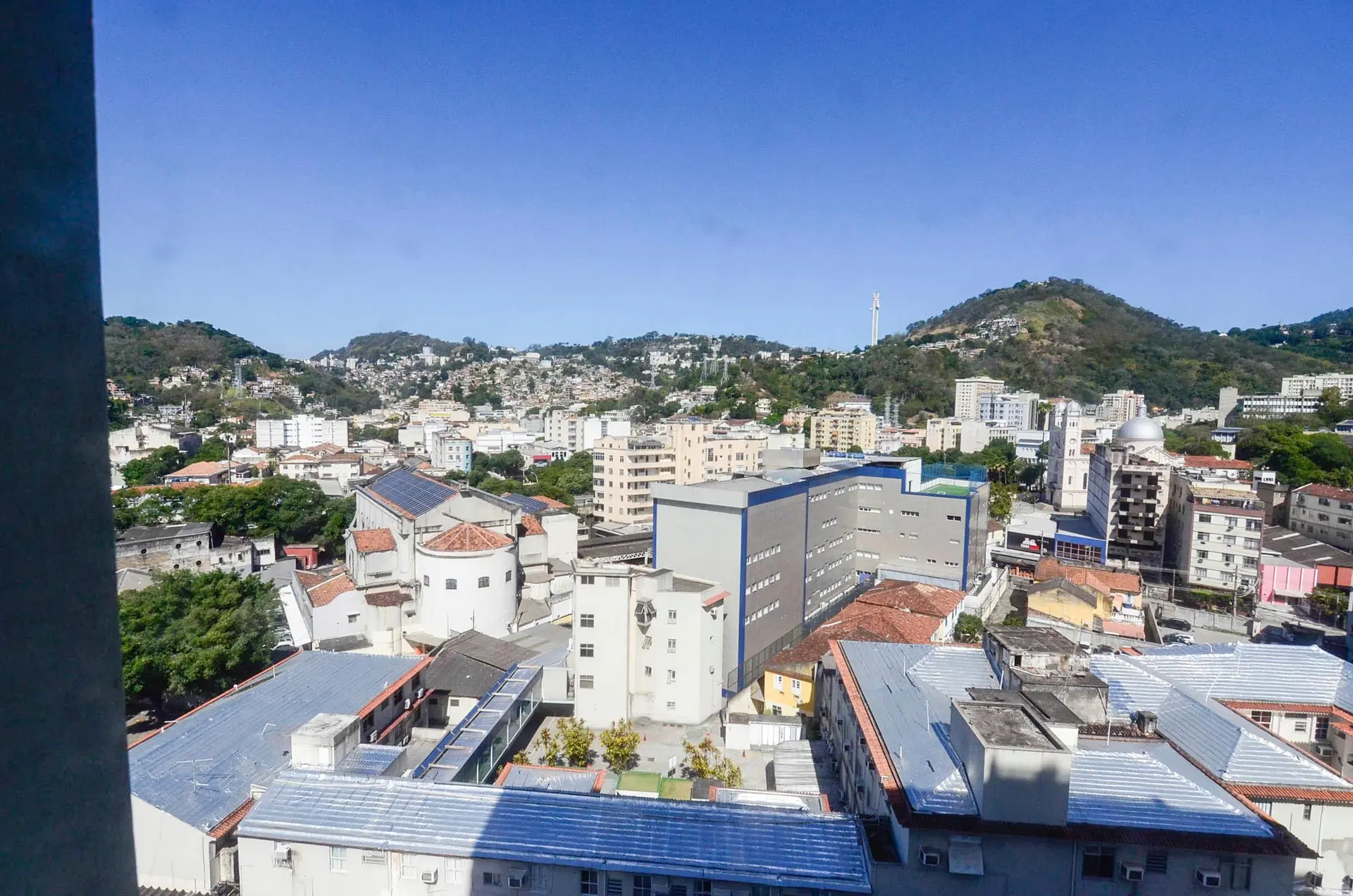 Apartamento mobiliado com 3 quartos e fogão a gás — photo 23