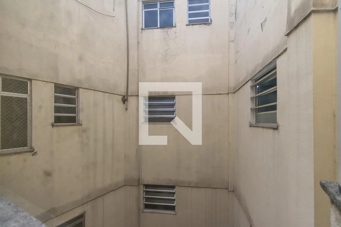 Unfurnished apartment with 1 bedroom and 1 bathroom — photo 19