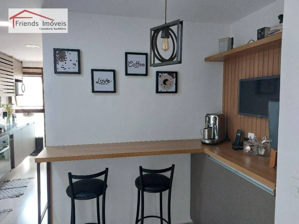 4-bedroom apartment in a building with a sauna — photo 16