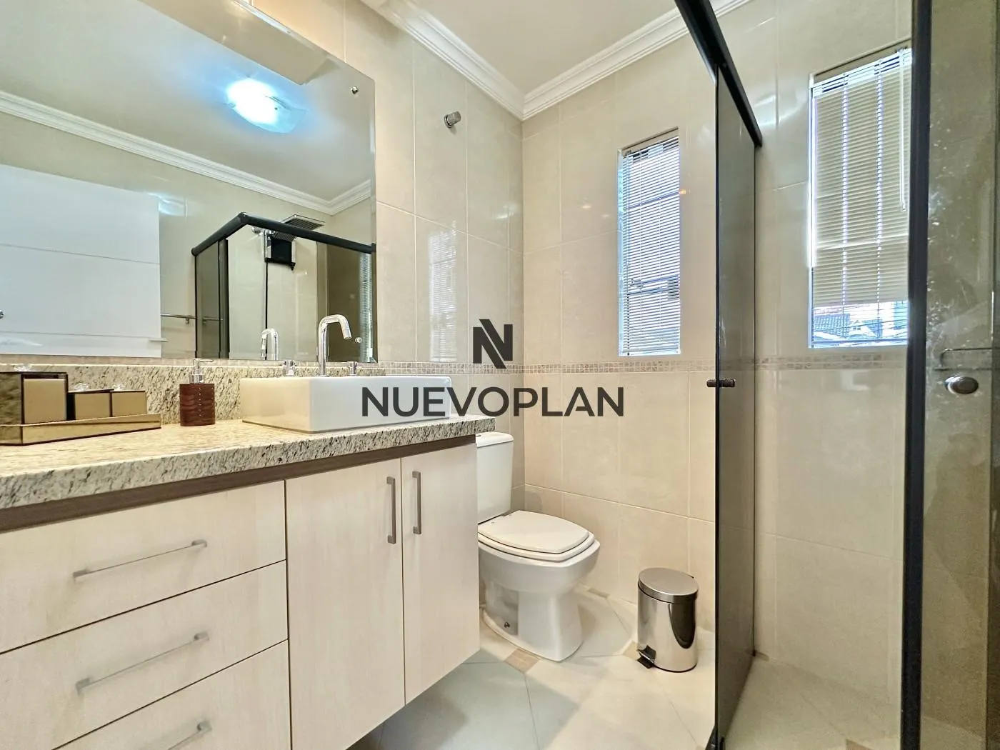 Furnished house, 276 m², with a home office — photo 17