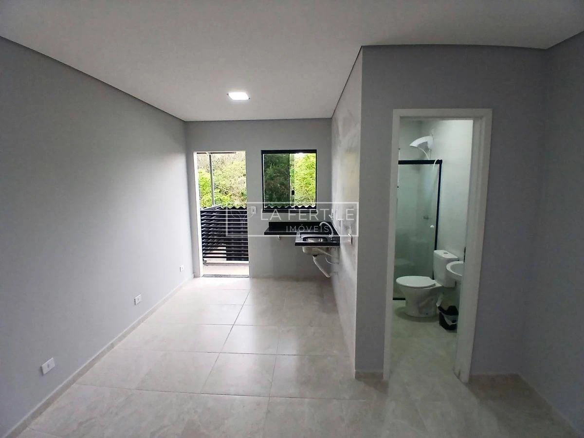 35 m² studio in Curitiba — photo 17