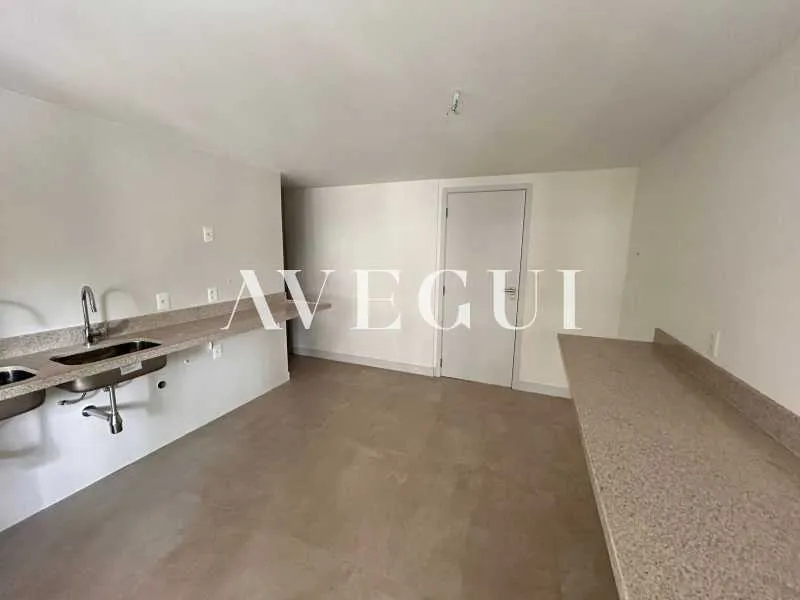 Apartamento com 3 quartos e varanda com bancada — photo 27