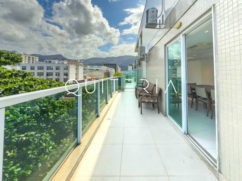 Duplex apartment, renovated, 4 bedrooms and 5 bathrooms — photo 11