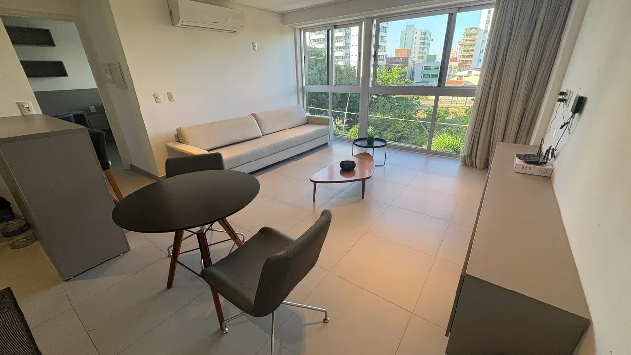 One-bedroom apartment with a water view — photo 4