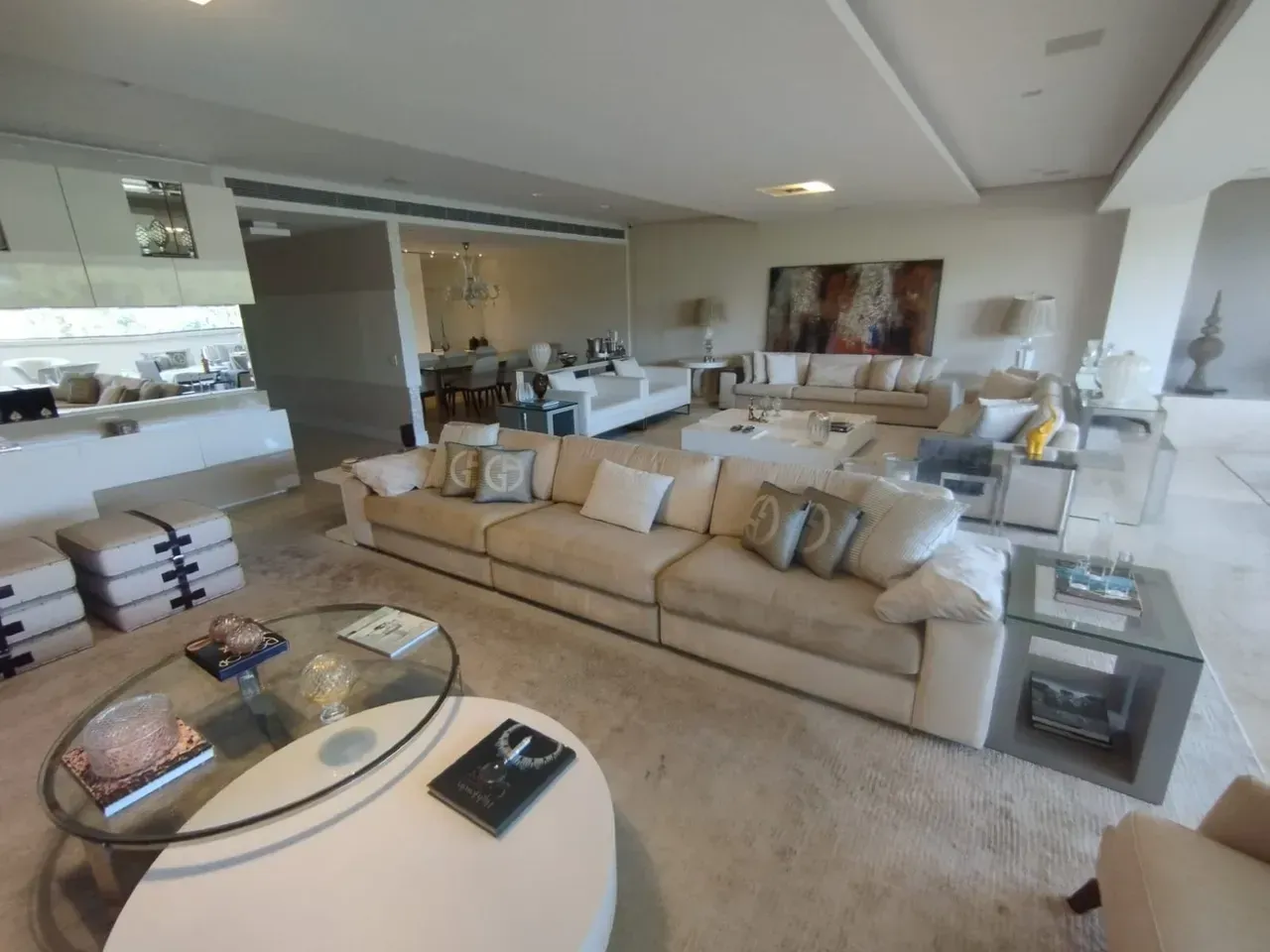 Apartamento sem mobília com 4 quartos e 5 banheiros — photo 15